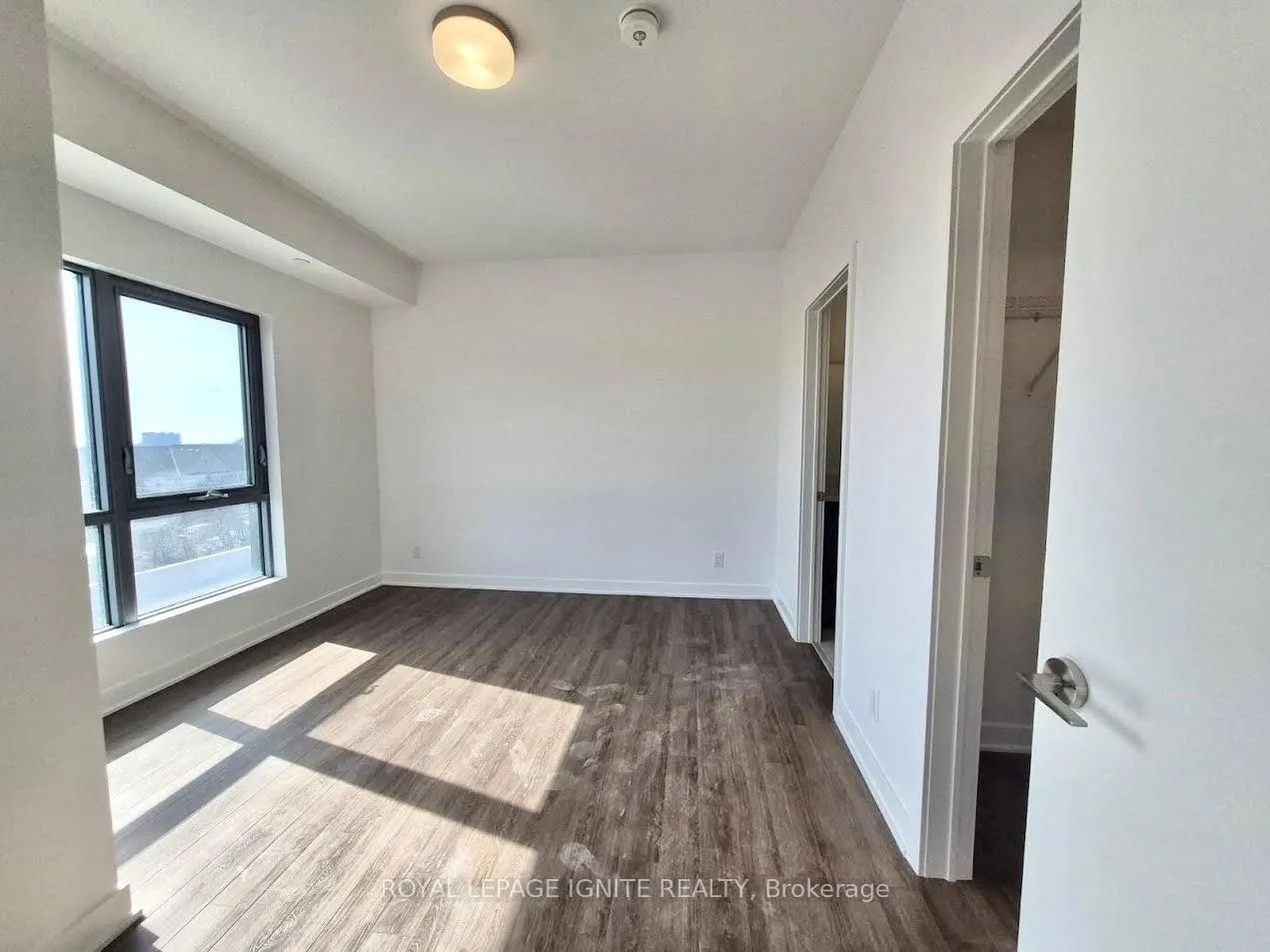 Photo 5 of Unit 403, 55 Clarington Boulevard, Clarington, Bowmanville — HOMEH