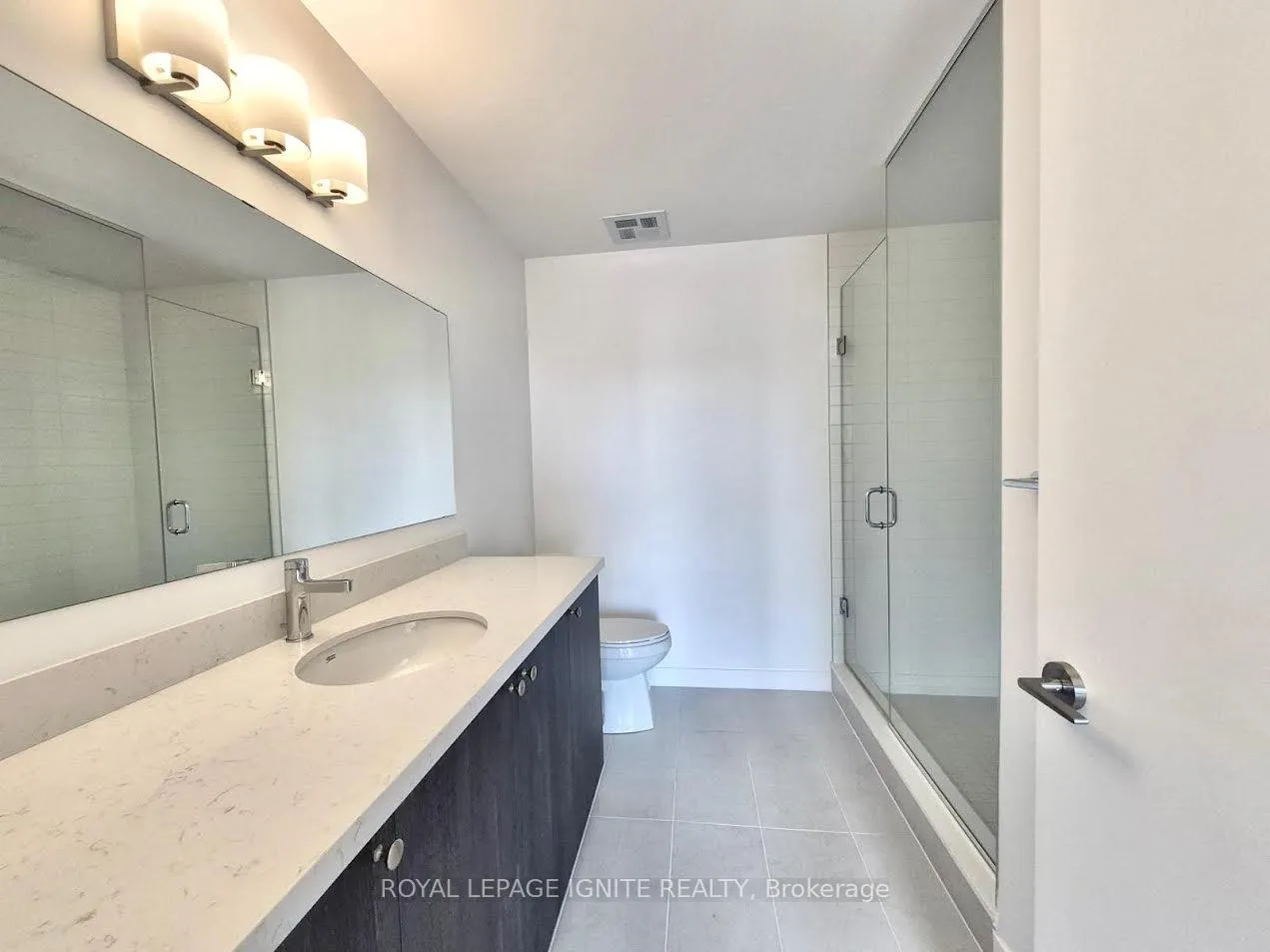 Photo 9 of Unit 403, 55 Clarington Boulevard, Clarington, Bowmanville — HOMEH