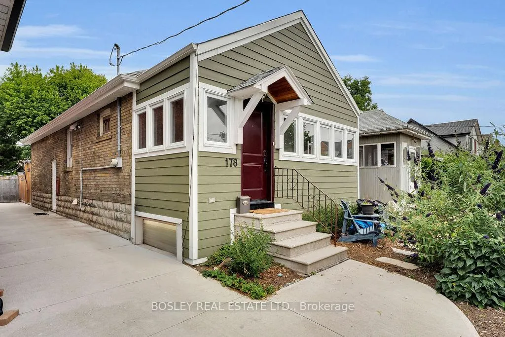 Photo 2 of 178 Mortimer Avenue, Toronto, Broadview North — HOMEH
