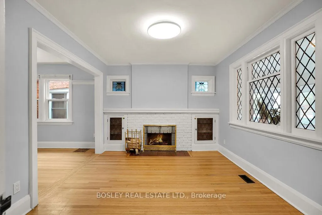 Photo 3 of 178 Mortimer Avenue, Toronto, Broadview North — HOMEH