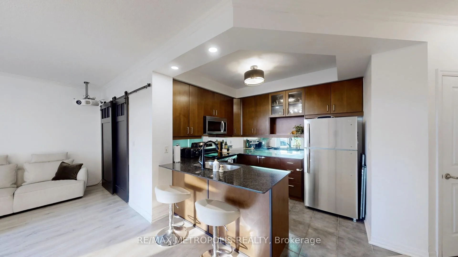 Photo 7 of Unit 301, 245 Dalesford Road, Etobicoke, Stonegate-Queensway — HOMEH