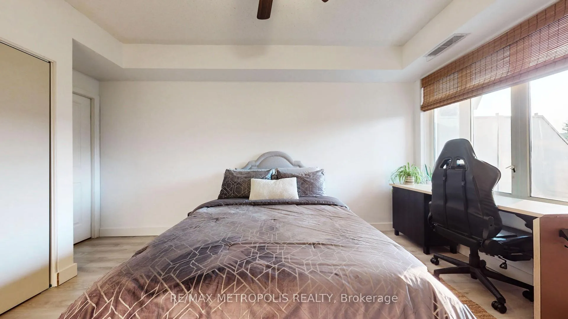Photo 15 of Unit 301, 245 Dalesford Road, Etobicoke, Stonegate-Queensway — HOMEH