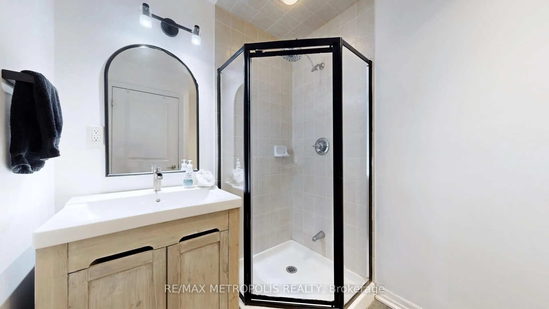 Photo 19 of Unit 301, 245 Dalesford Road, Etobicoke, Stonegate-Queensway — HOMEH