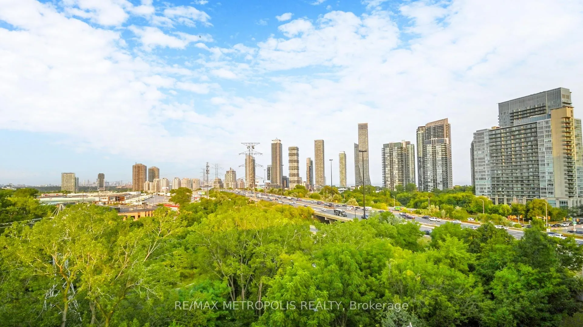 Photo 24 of Unit 301, 245 Dalesford Road, Etobicoke, Stonegate-Queensway — HOMEH