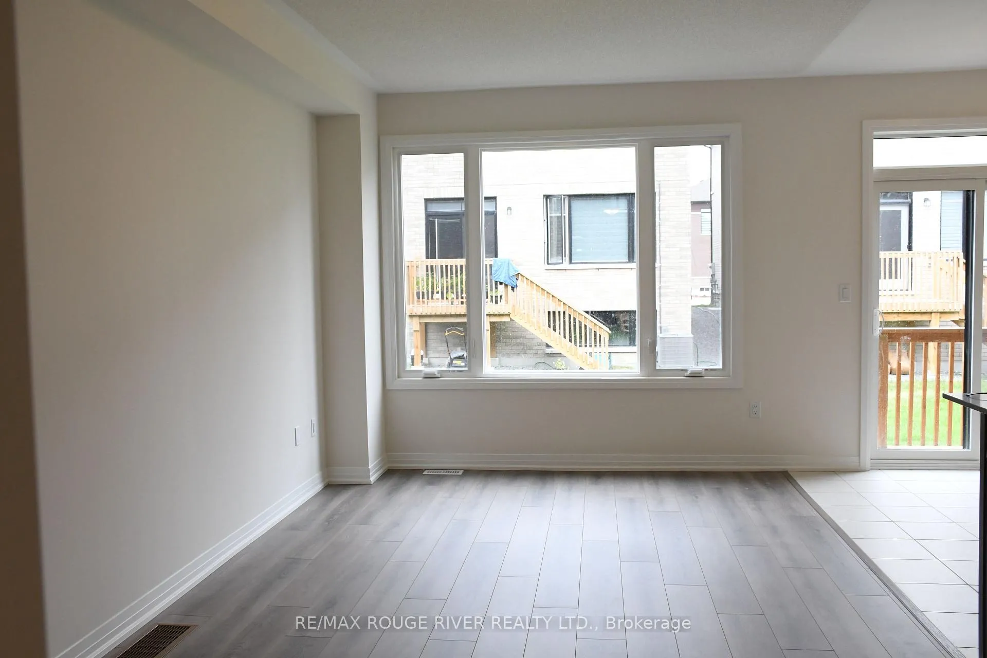 Photo 5 of 3016 Sideline 16, Pickering, Rural Pickering — HOMEH