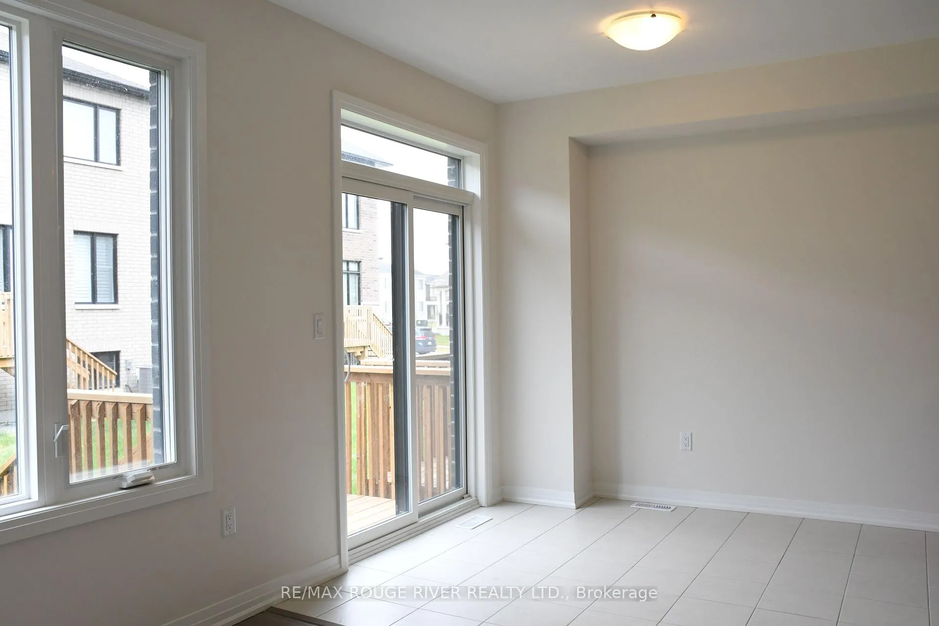 Photo 8 of 3016 Sideline 16, Pickering, Rural Pickering — HOMEH
