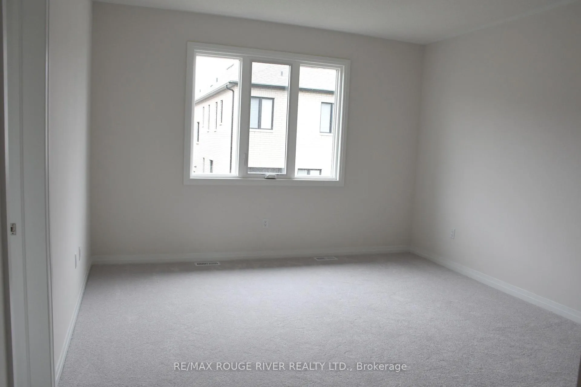 Photo 12 of 3016 Sideline 16, Pickering, Rural Pickering — HOMEH