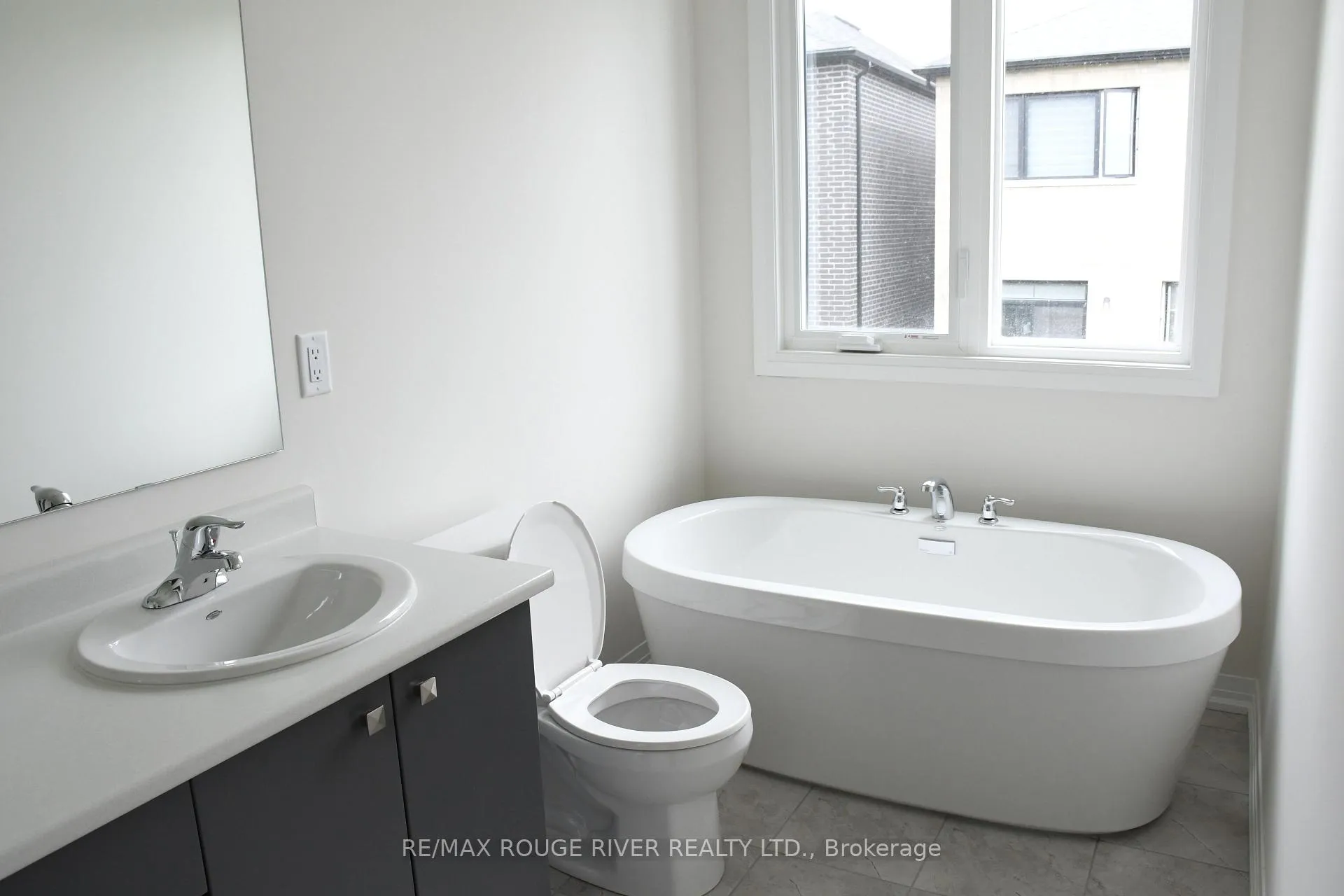 Photo 16 of 3016 Sideline 16, Pickering, Rural Pickering — HOMEH