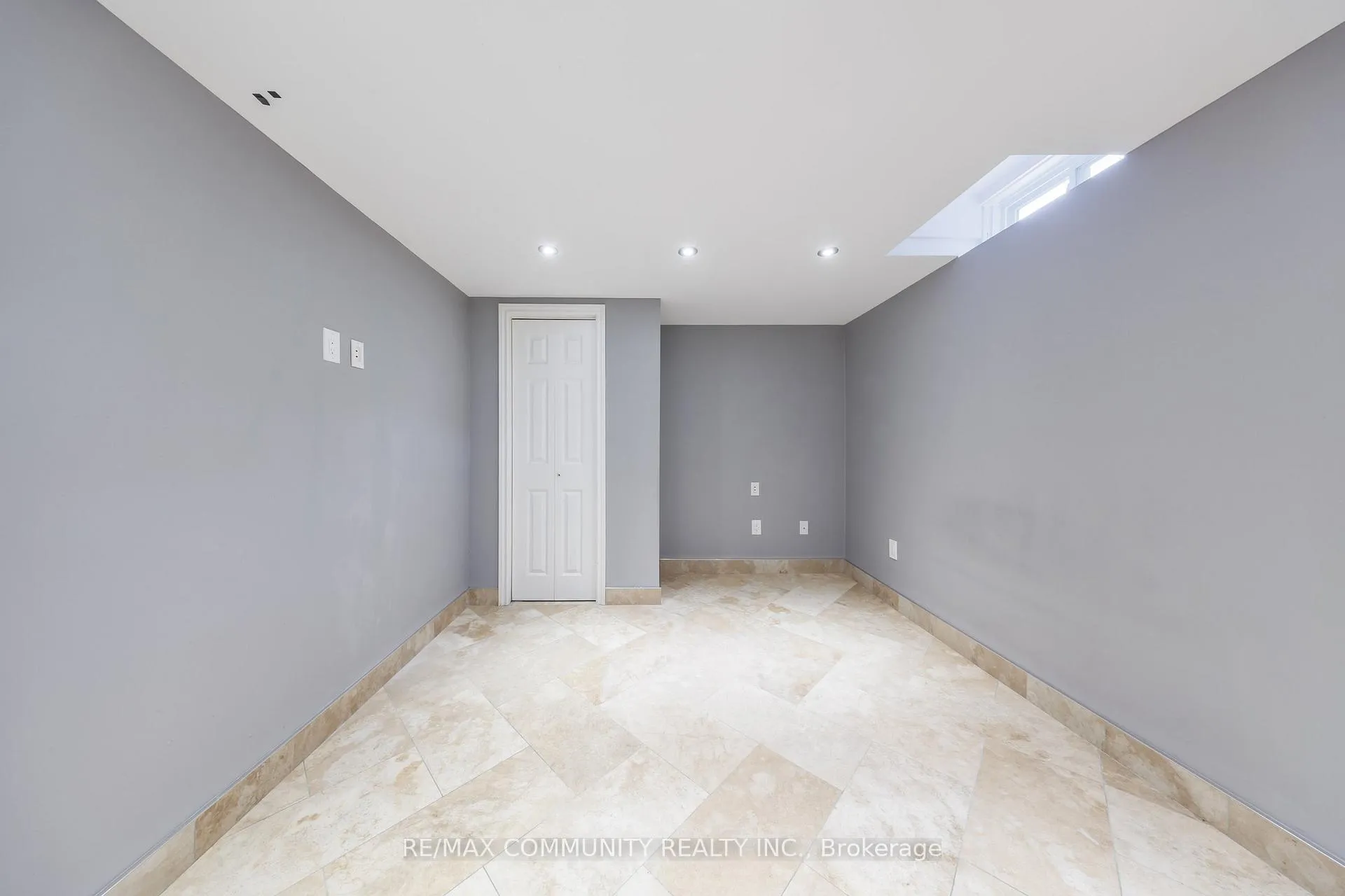 Photo 6 of Unit BSMT, 58 Chapman Drive, Ajax, Central — HOMEH