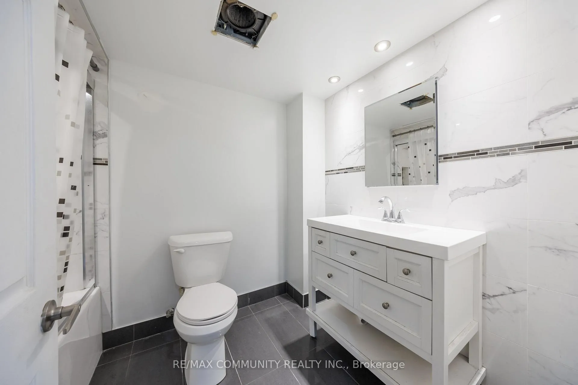 Photo 7 of Unit BSMT, 58 Chapman Drive, Ajax, Central — HOMEH