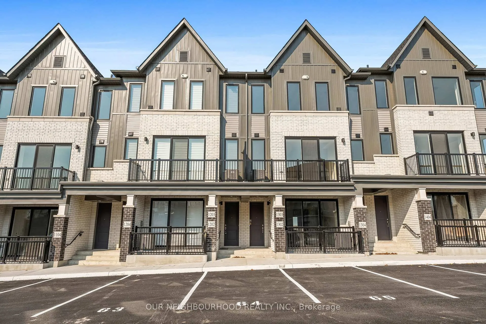 Front of Unit 1203, 160 Densmore Road