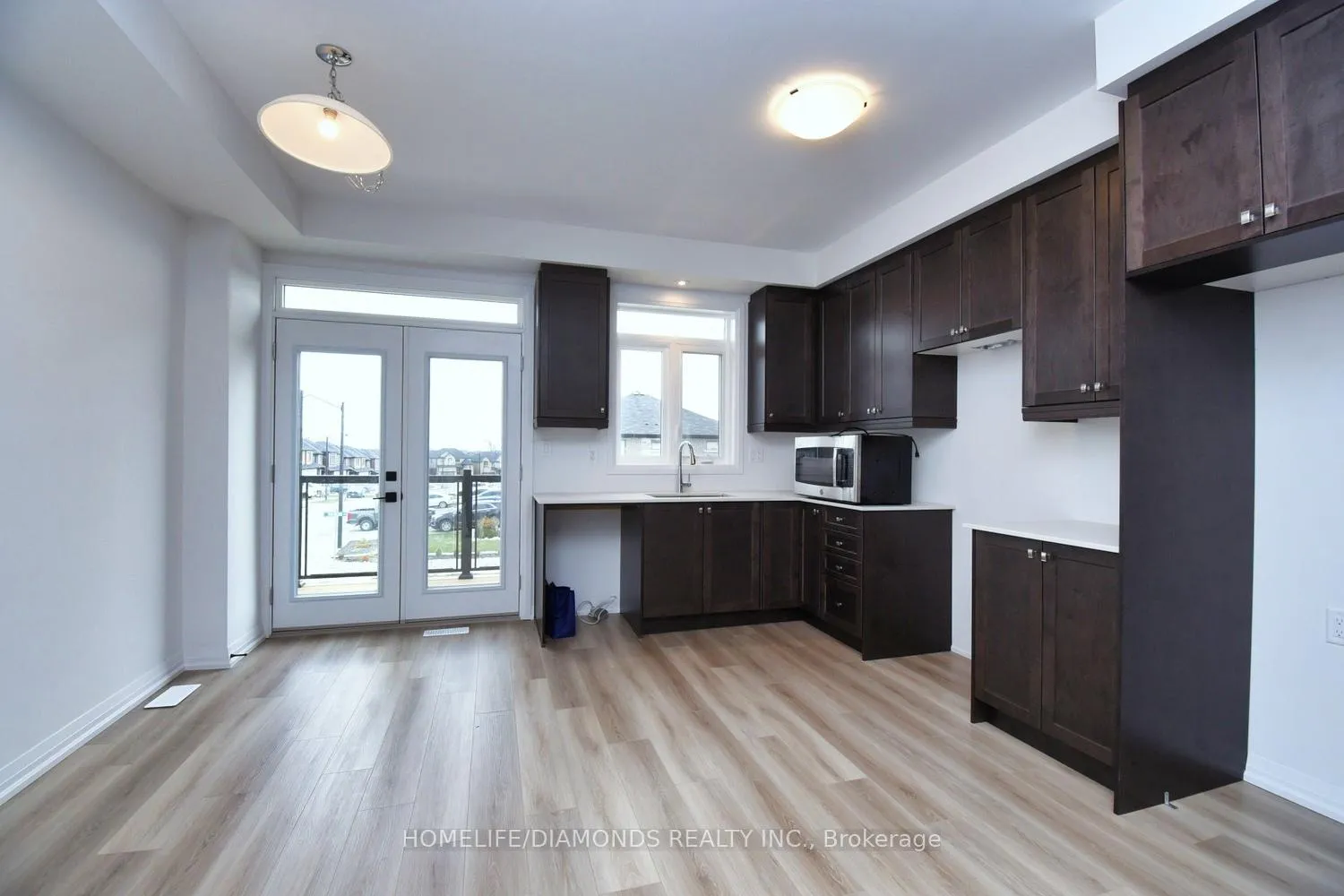 Photo 10 of Unit 97, 55 Tom Brown Drive, Brant, Paris — HOMEH