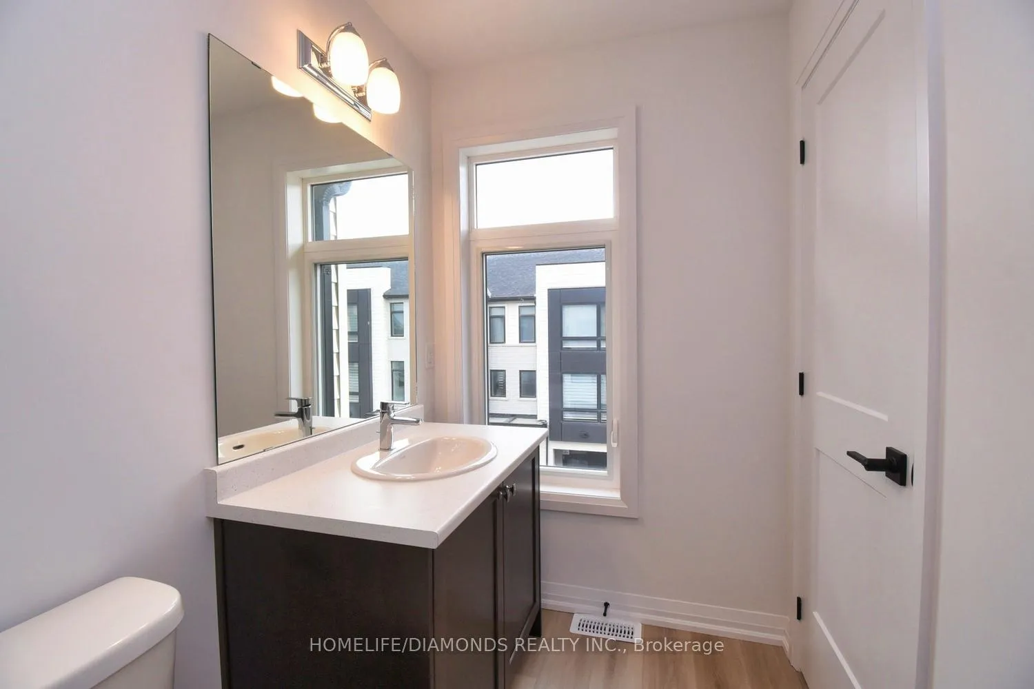Photo 20 of Unit 97, 55 Tom Brown Drive, Brant, Paris — HOMEH