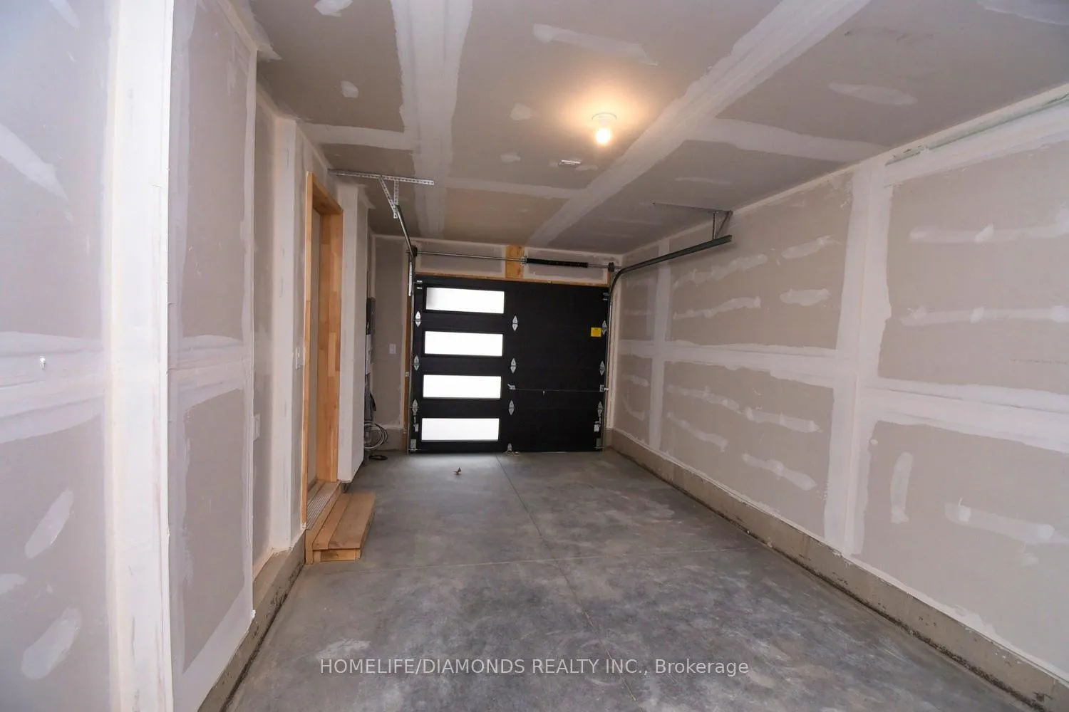 Photo 28 of Unit 97, 55 Tom Brown Drive, Brant, Paris — HOMEH