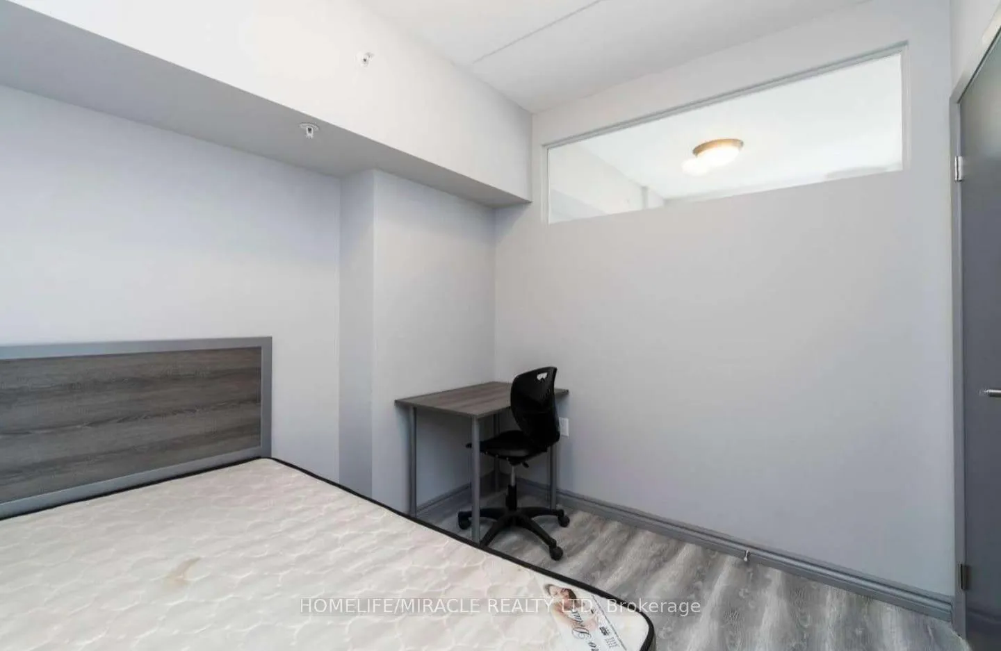 Photo 2 of Unit 407A, 275 Larch Street E, Waterloo — HOMEH