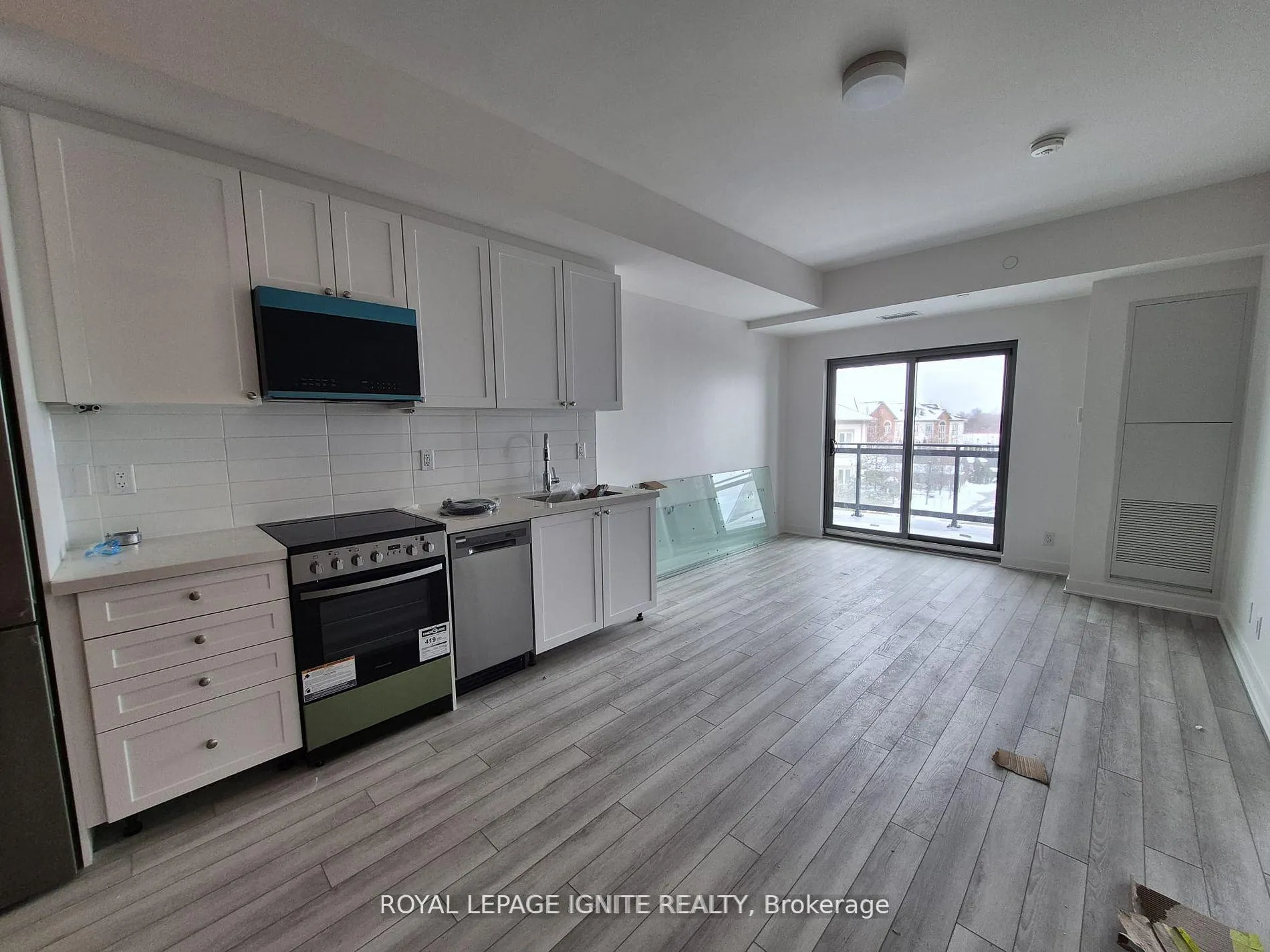 Photo 7 of Unit 206, 55 Clarington Boulevard, Clarington, Bowmanville — HOMEH