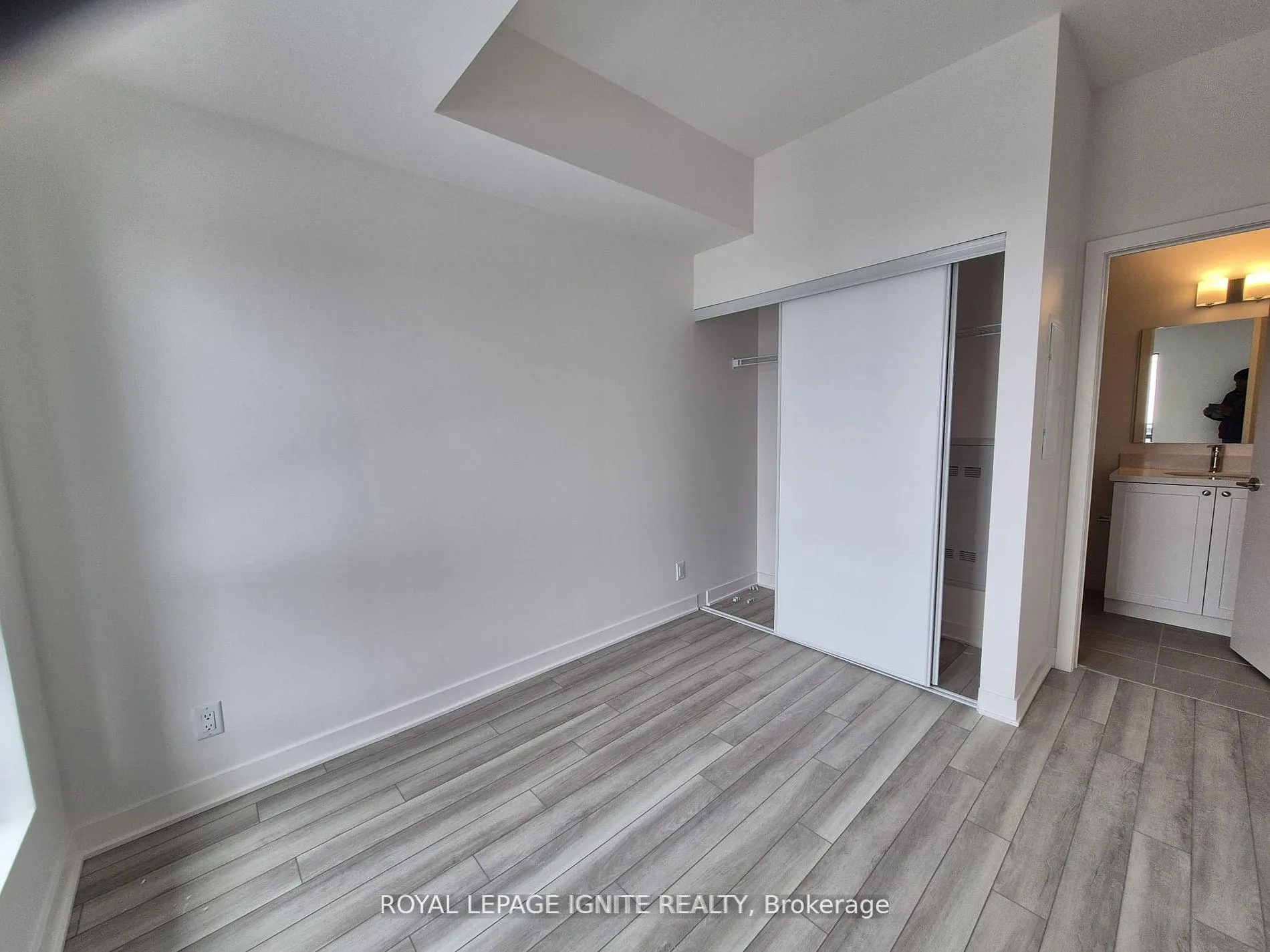 Photo 9 of Unit 206, 55 Clarington Boulevard, Clarington, Bowmanville — HOMEH
