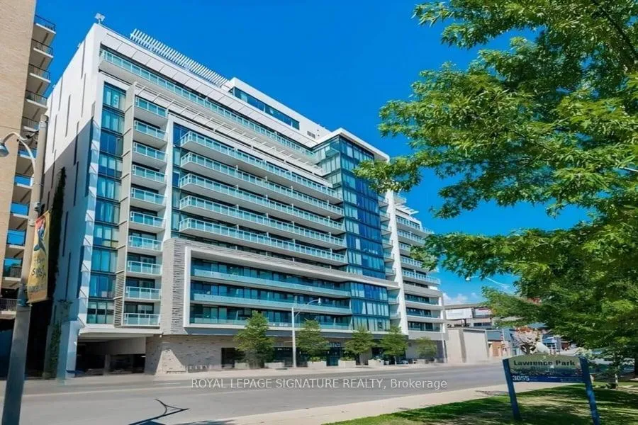 Front of Unit 714, 3018 Yonge Street