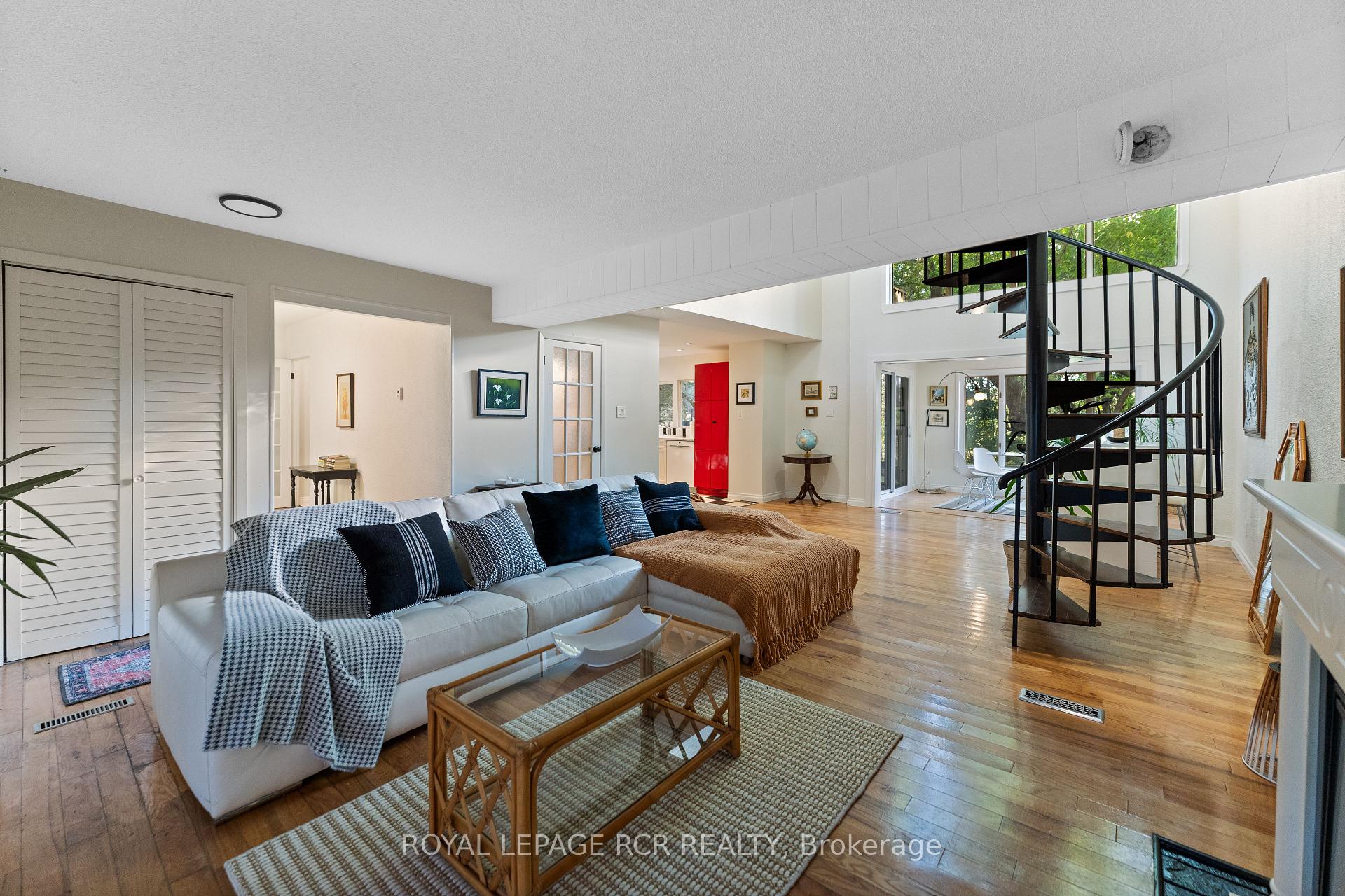 Photo 6 of 27 John Street N, Caledon, Alton — HOMEH