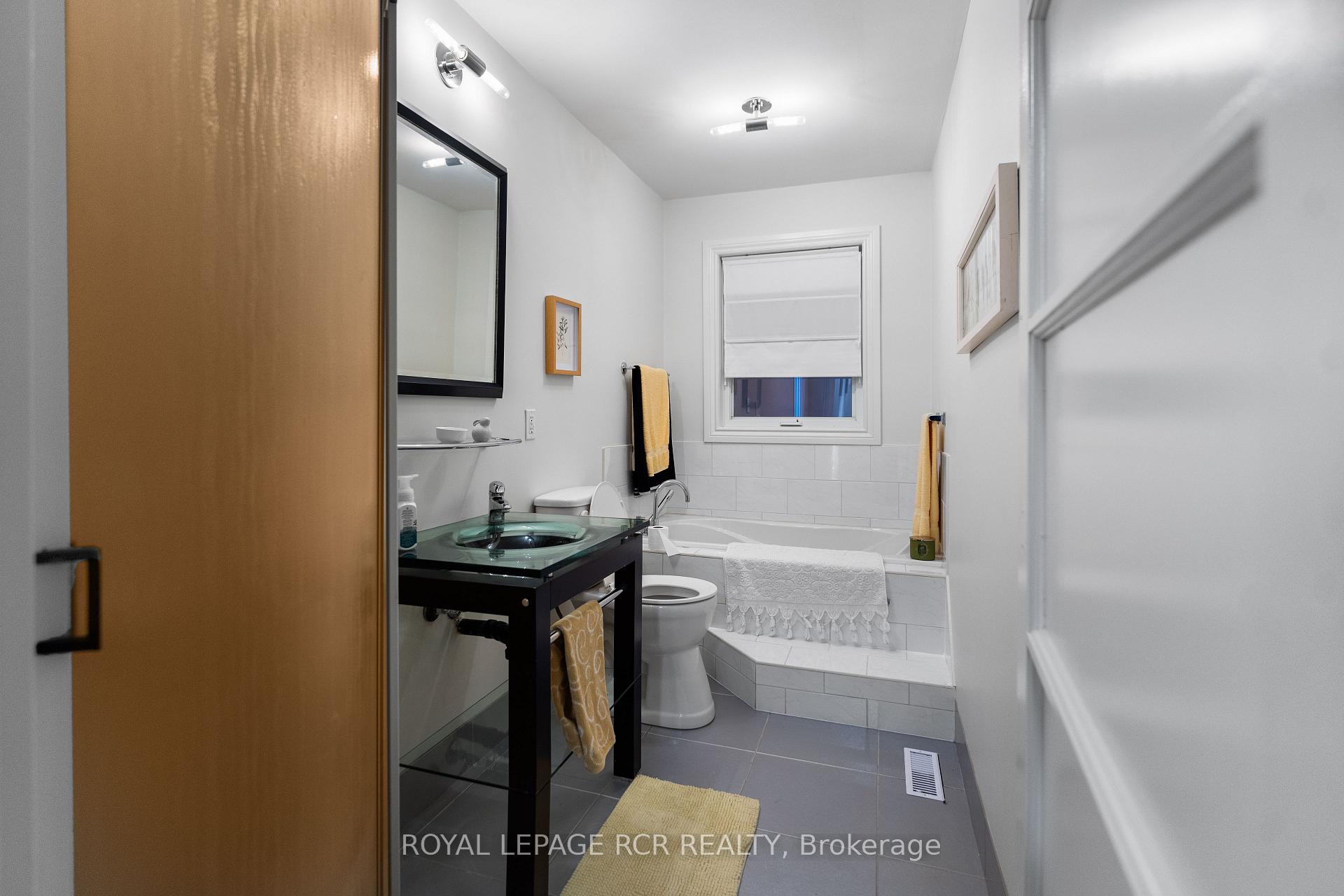 Photo 13 of 27 John Street N, Caledon, Alton — HOMEH