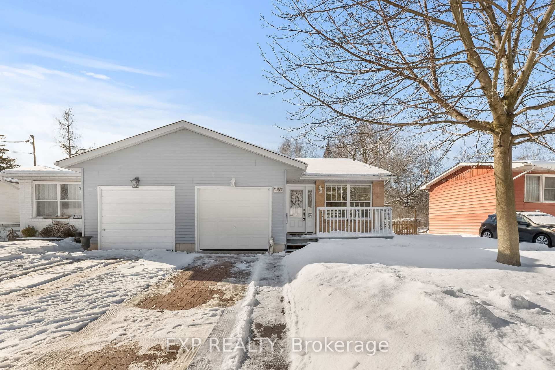 Photo 2 of 257 Sinclair Street, Cobourg — HOMEH