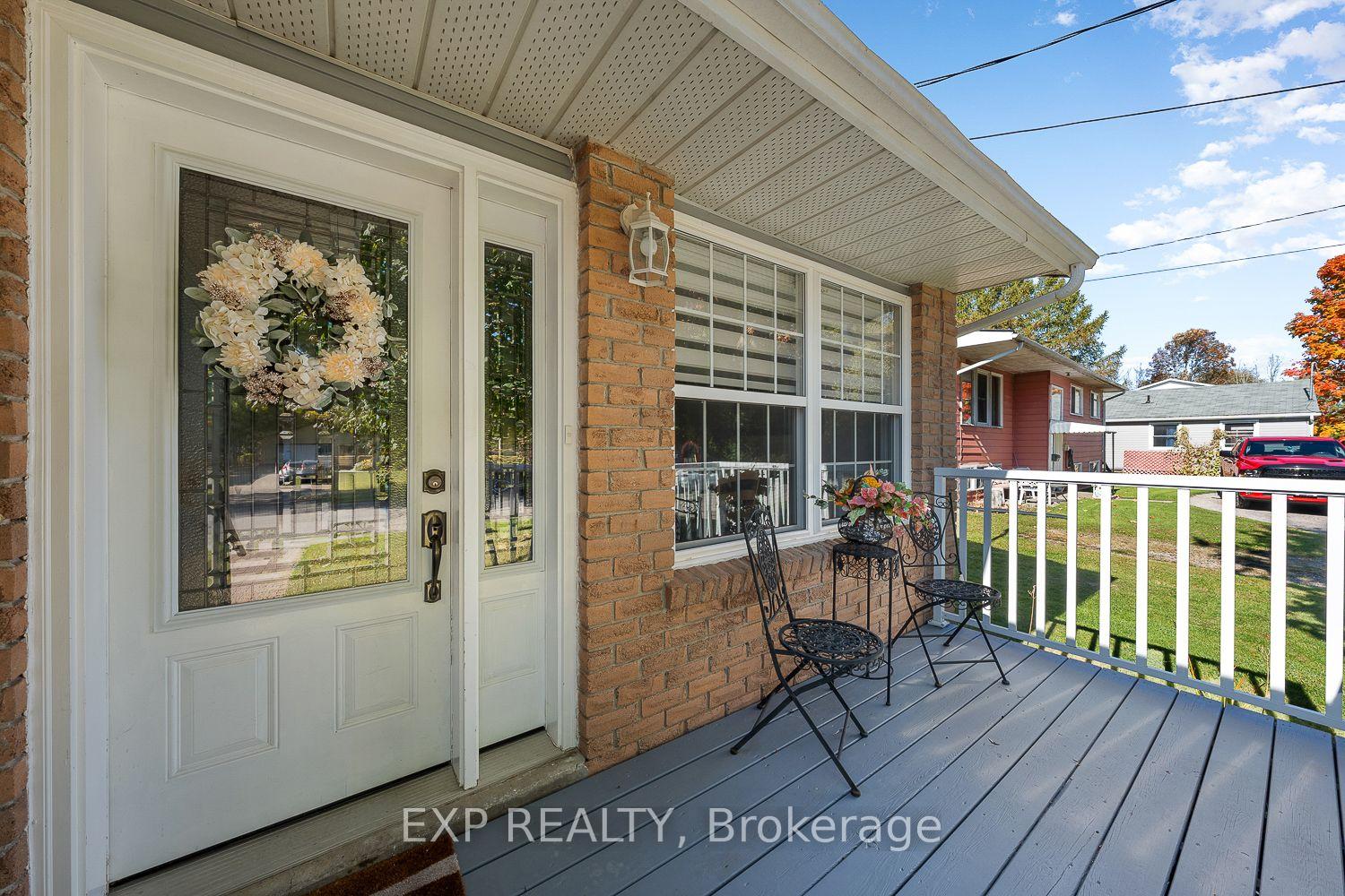 Photo 4 of 257 Sinclair Street, Cobourg — HOMEH