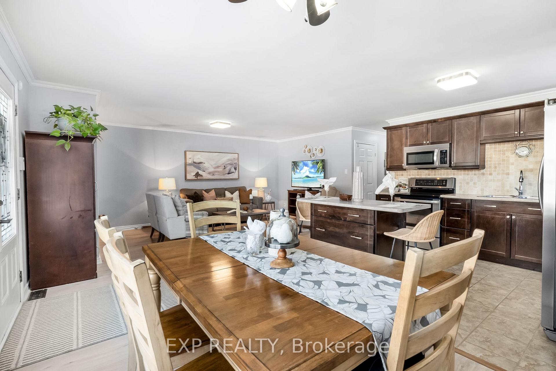 Photo 10 of 257 Sinclair Street, Cobourg — HOMEH