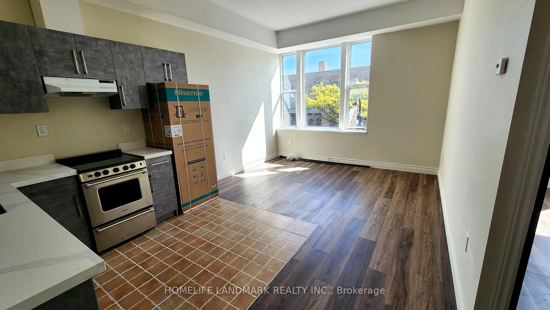Photo 1 of Unit 206, 29 1/2 Simcoe Street S, Oshawa, Central — HOMEH