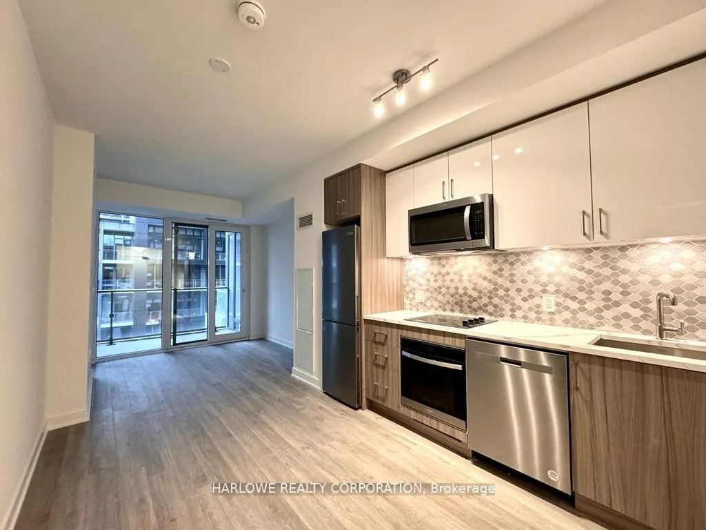 Photo 3 of Unit LPH1821, 60 Princess Street, Toronto, Waterfront Communities — HOMEH