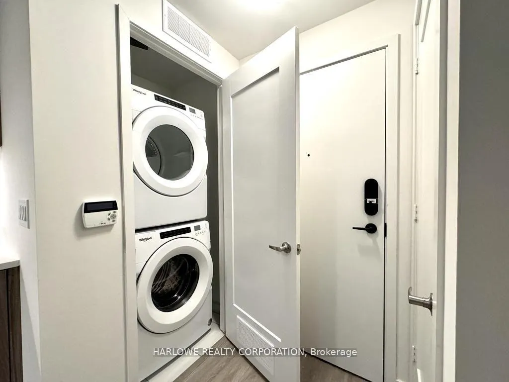 Photo 6 of Unit LPH1821, 60 Princess Street, Toronto, Waterfront Communities — HOMEH