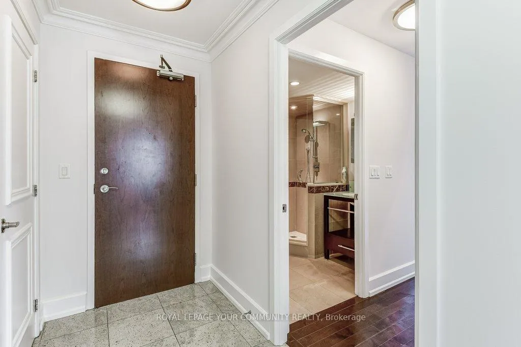 Photo 5 of Unit 527, 650 Sheppard Avenue E, North York, Bayview Village — HOMEH