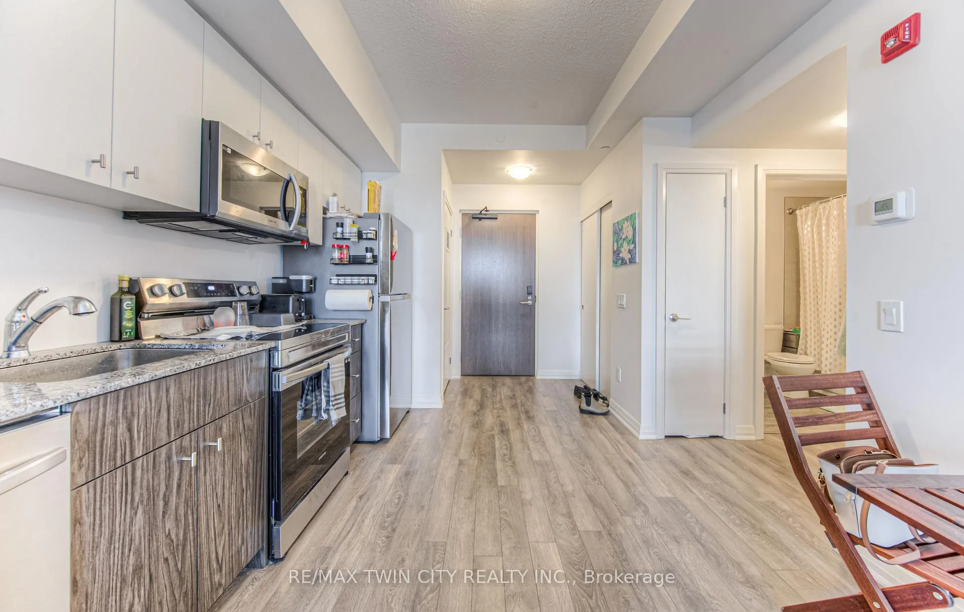 Photo 8 of Unit 606, 101 Golden Eagle Road, Waterloo — HOMEH