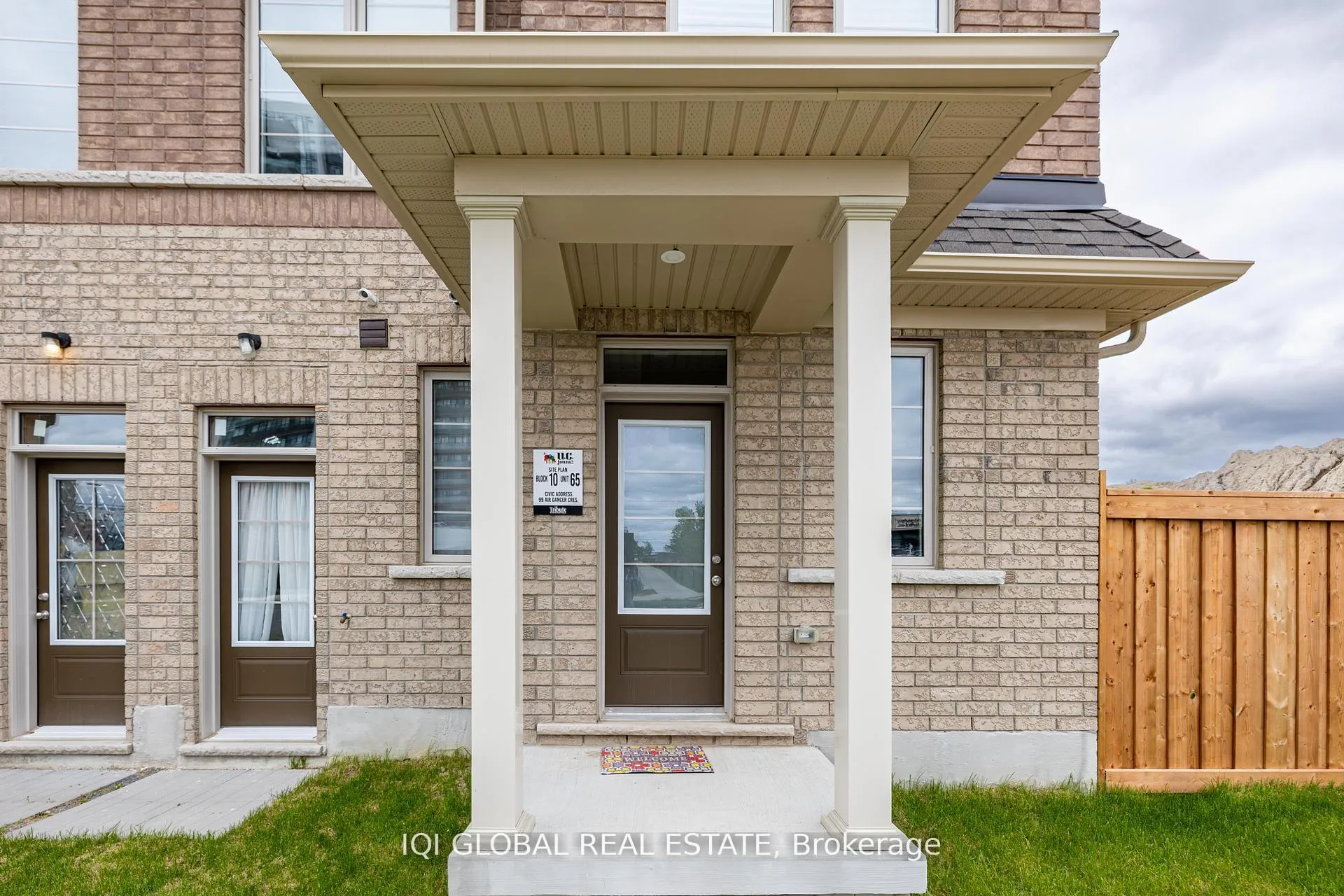 Photo 39 of 99 Air Dancer Crescent, Oshawa, Windfields — HOMEH