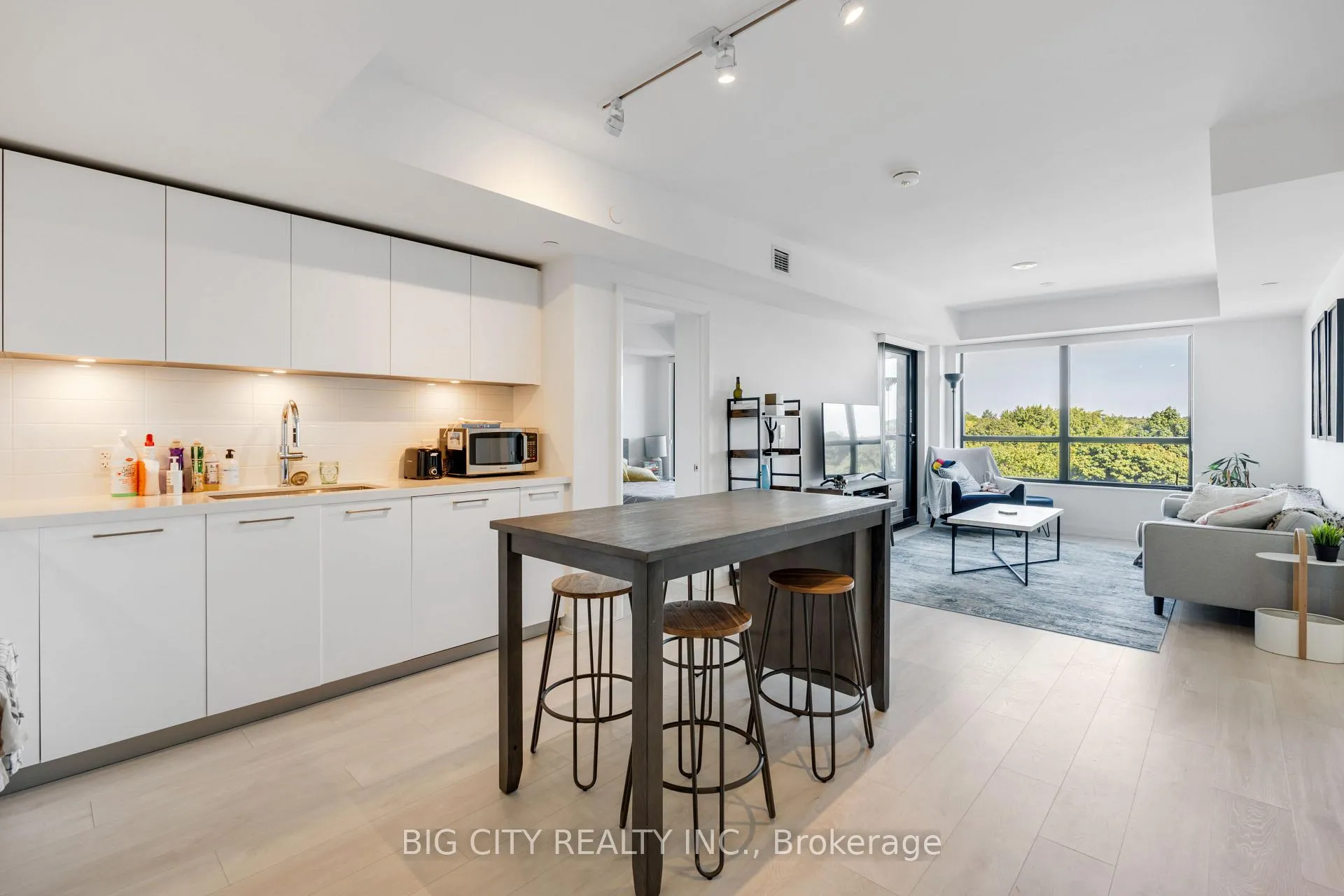 Photo 4 of Unit 523, 33 Frederick Todd Way, Toronto, Thorncliffe Park — HOMEH
