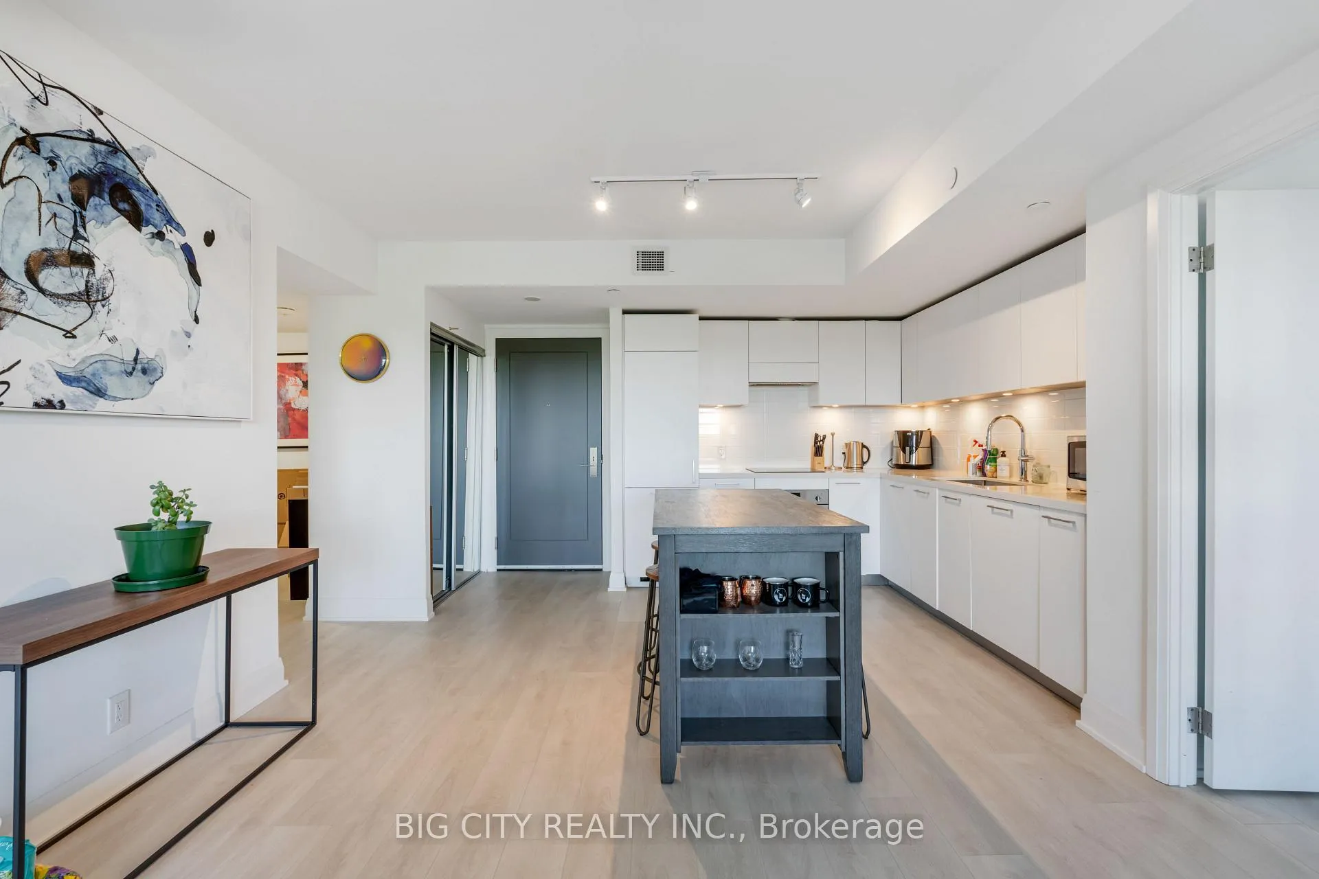 Photo 10 of Unit 523, 33 Frederick Todd Way, Toronto, Thorncliffe Park — HOMEH