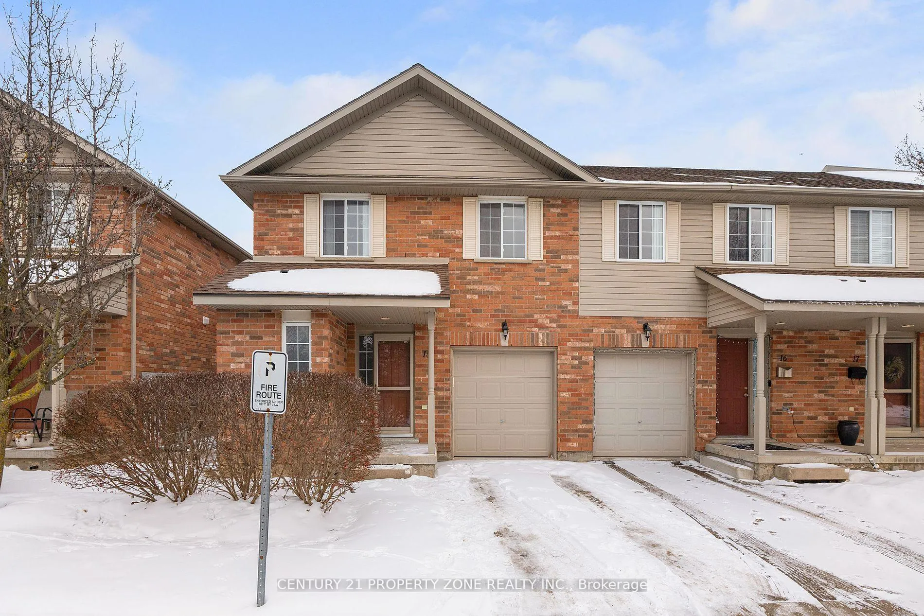 Photo 2 of Unit 15, 15 Gregg Court, Kitchener — HOMEH