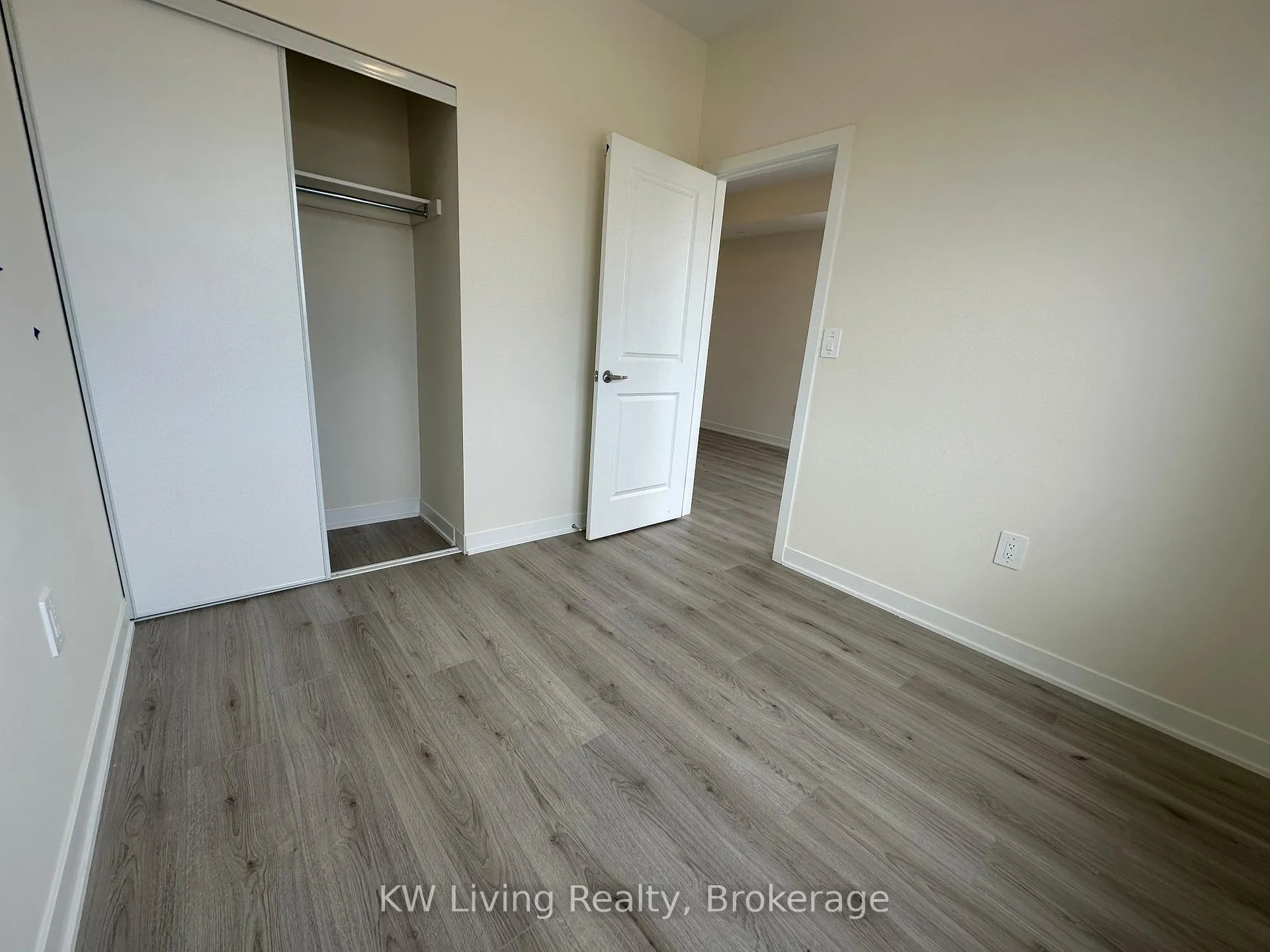 Photo 8 of Unit 202, 1695 Dersan Street, Pickering, Duffin Heights — HOMEH