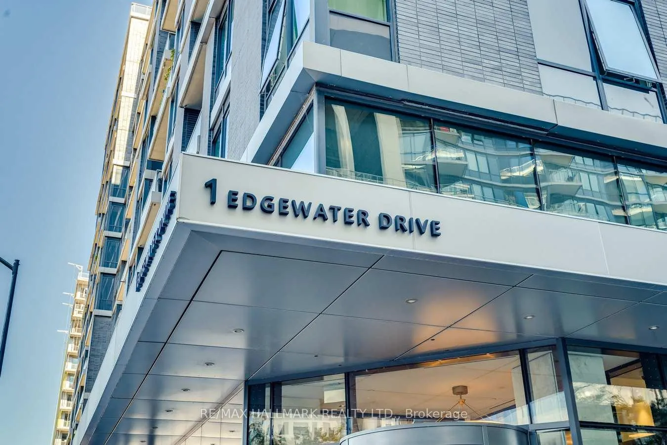 Photo 2 of Unit 617, 1 Edgewater Drive, Toronto, Waterfront Communities — HOMEH