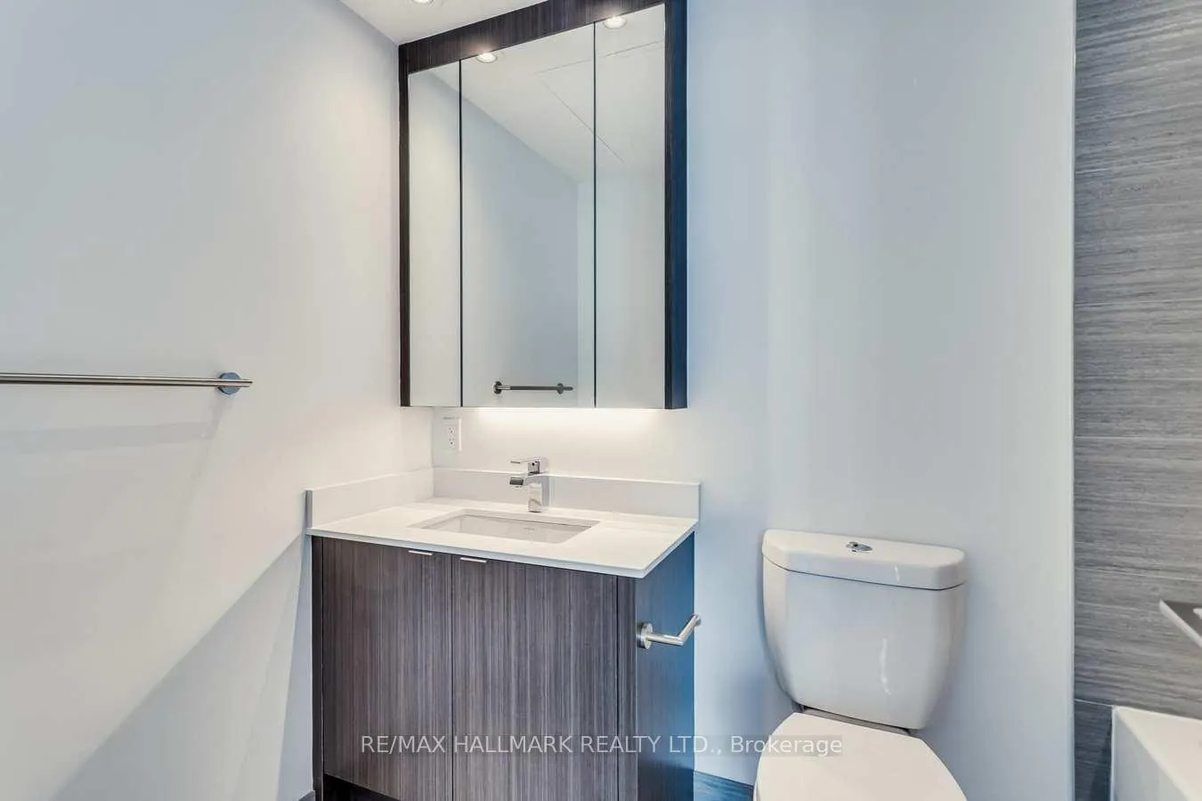 Photo 27 of Unit 617, 1 Edgewater Drive, Toronto, Waterfront Communities — HOMEH