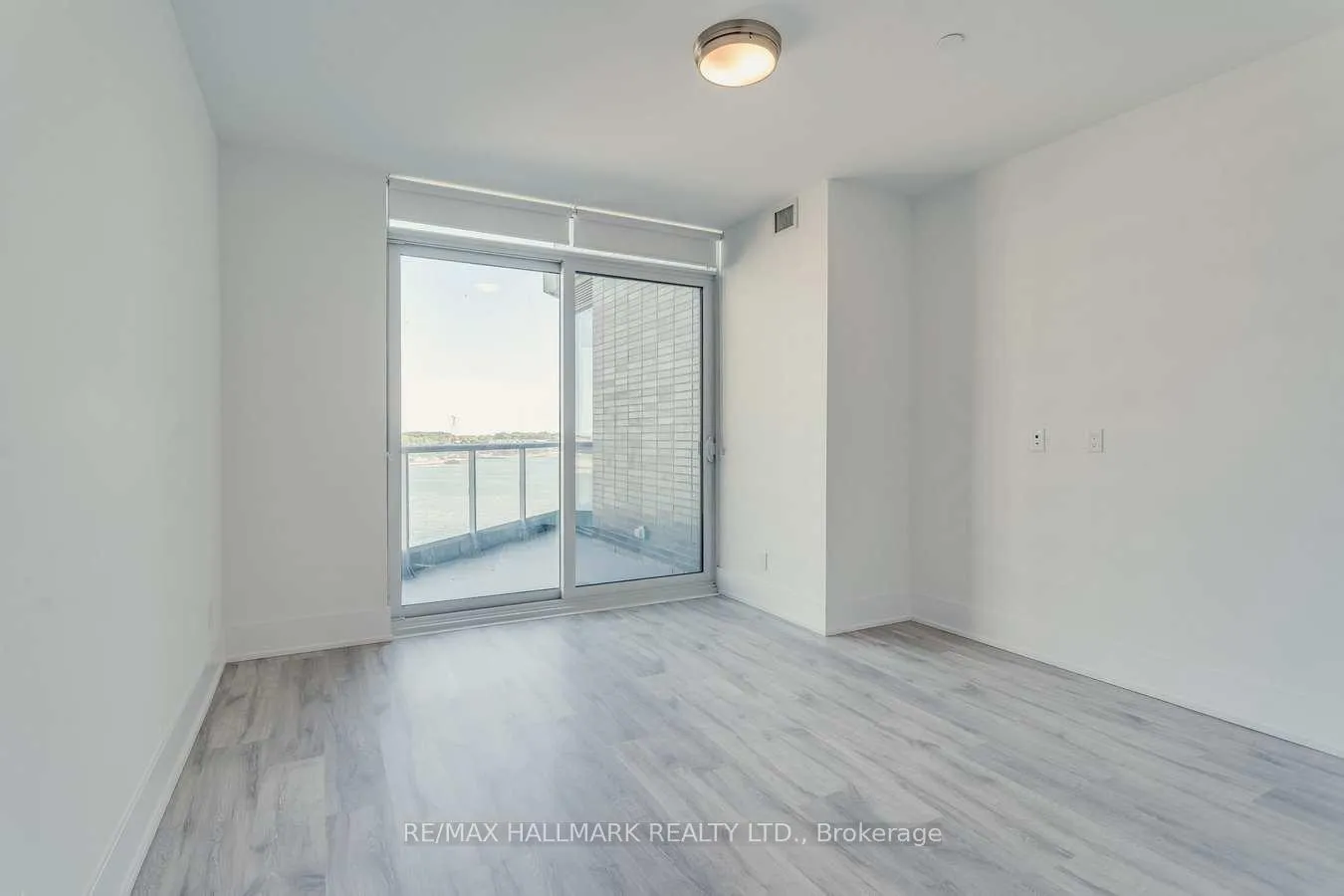 Photo 31 of Unit 617, 1 Edgewater Drive, Toronto, Waterfront Communities — HOMEH