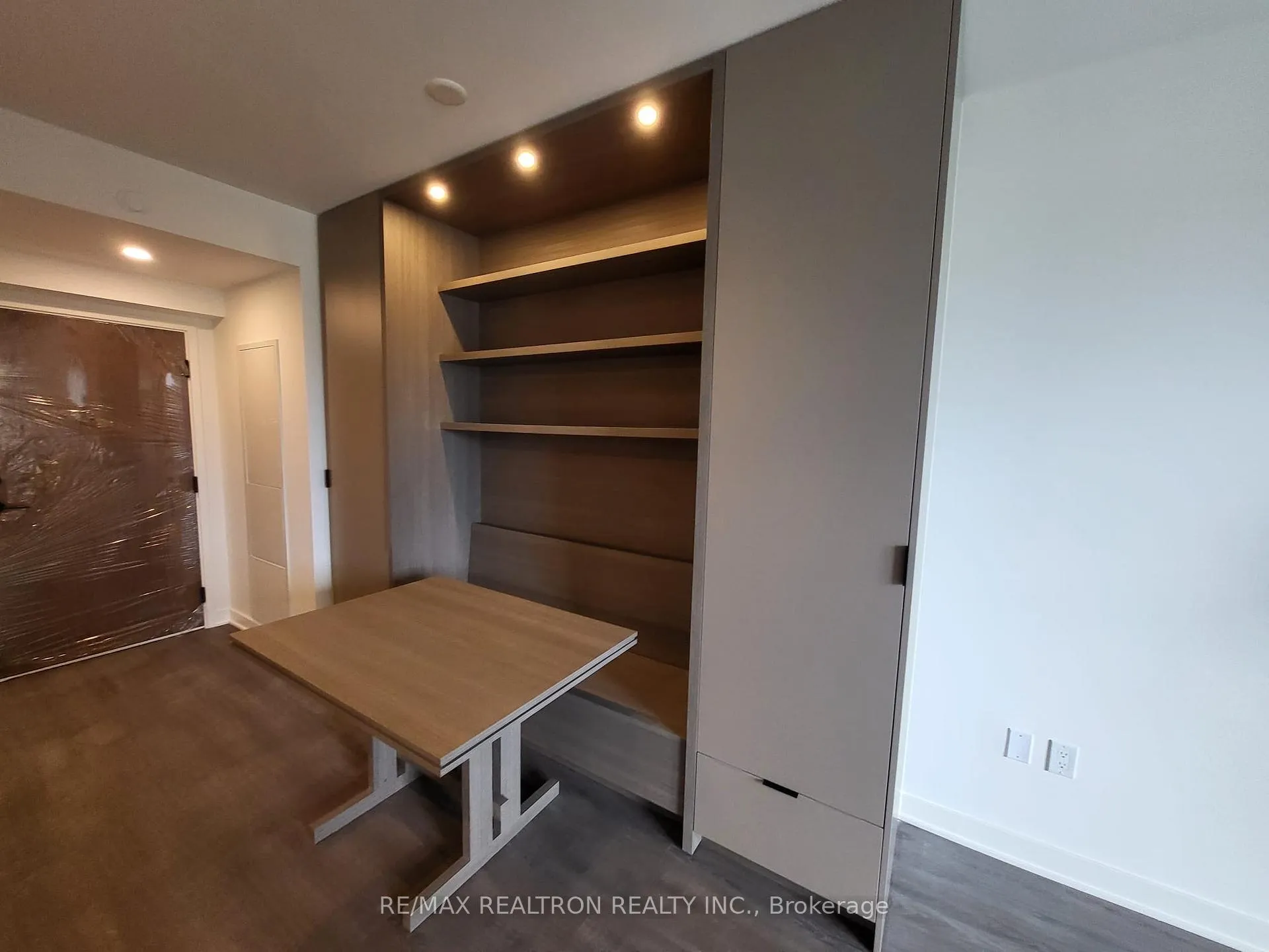 Photo 4 of Unit 1502, 55 Charles Street E, Toronto, Church-Yonge Corridor — HOMEH