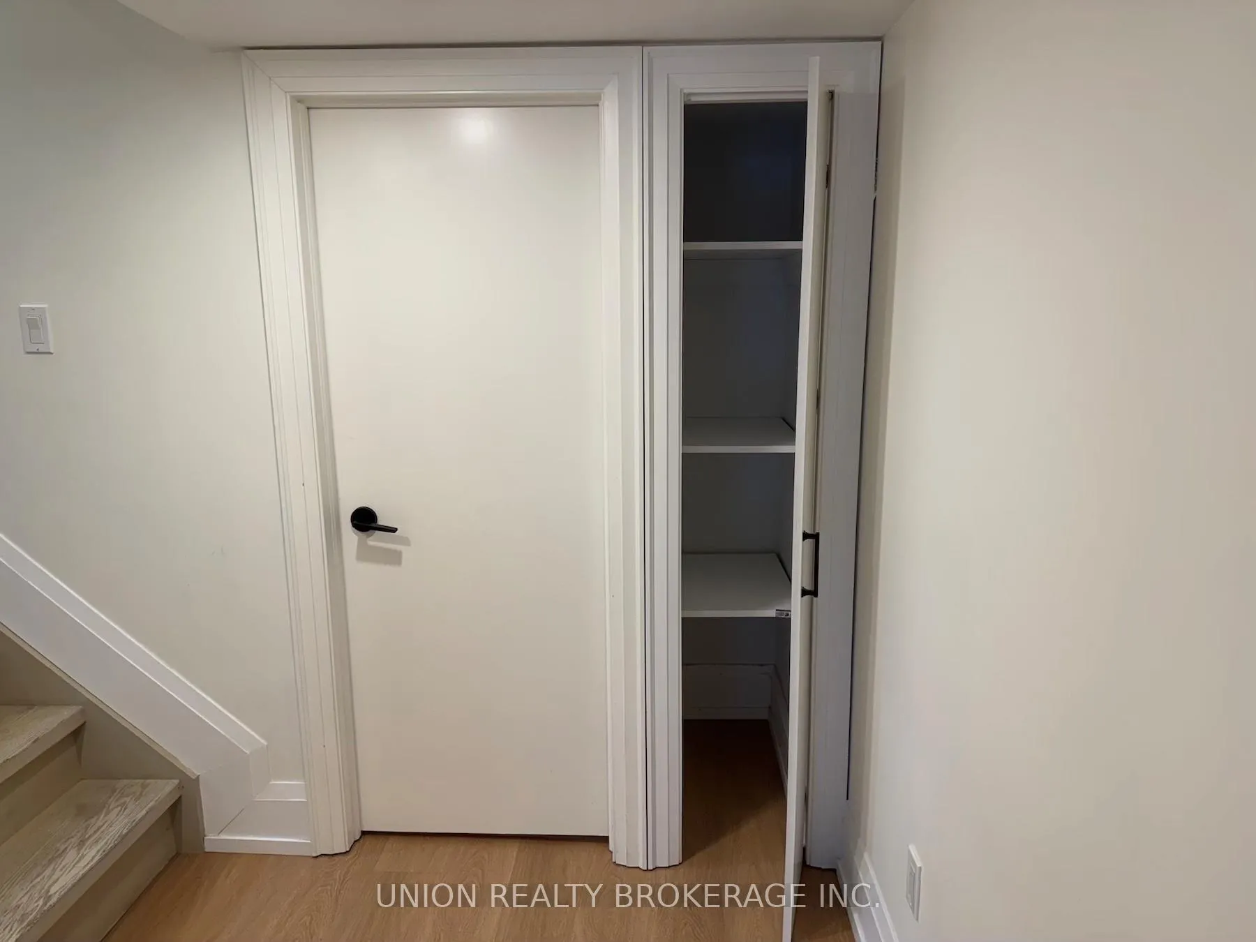 Photo 10 of Unit Lower, 22 Battenberg Avenue, Toronto, Woodbine Corridor — HOMEH