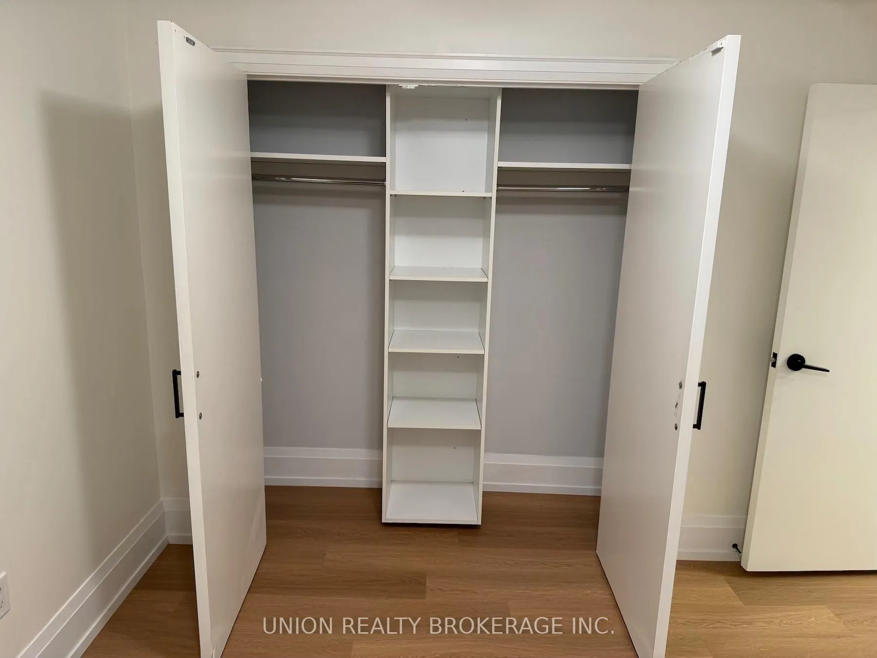 Photo 13 of Unit Lower, 22 Battenberg Avenue, Toronto, Woodbine Corridor — HOMEH