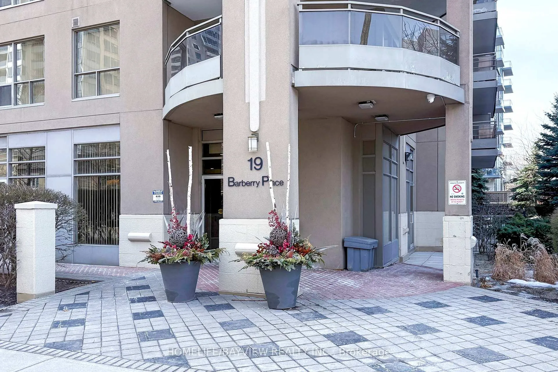 Photo 2 of Unit 503, 19 Barberry Place, North York, Bayview Village — HOMEH