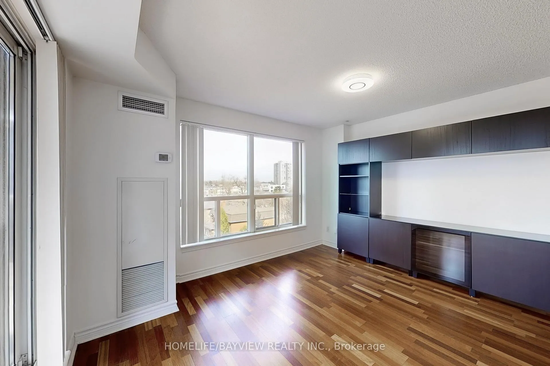Photo 6 of Unit 503, 19 Barberry Place, North York, Bayview Village — HOMEH