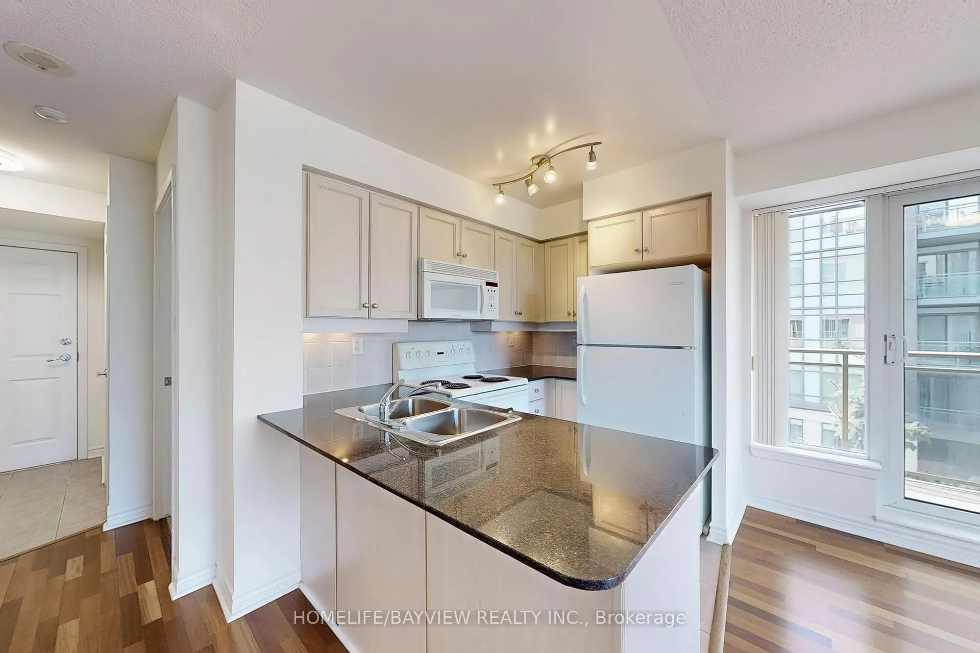 Photo 10 of Unit 503, 19 Barberry Place, North York, Bayview Village — HOMEH