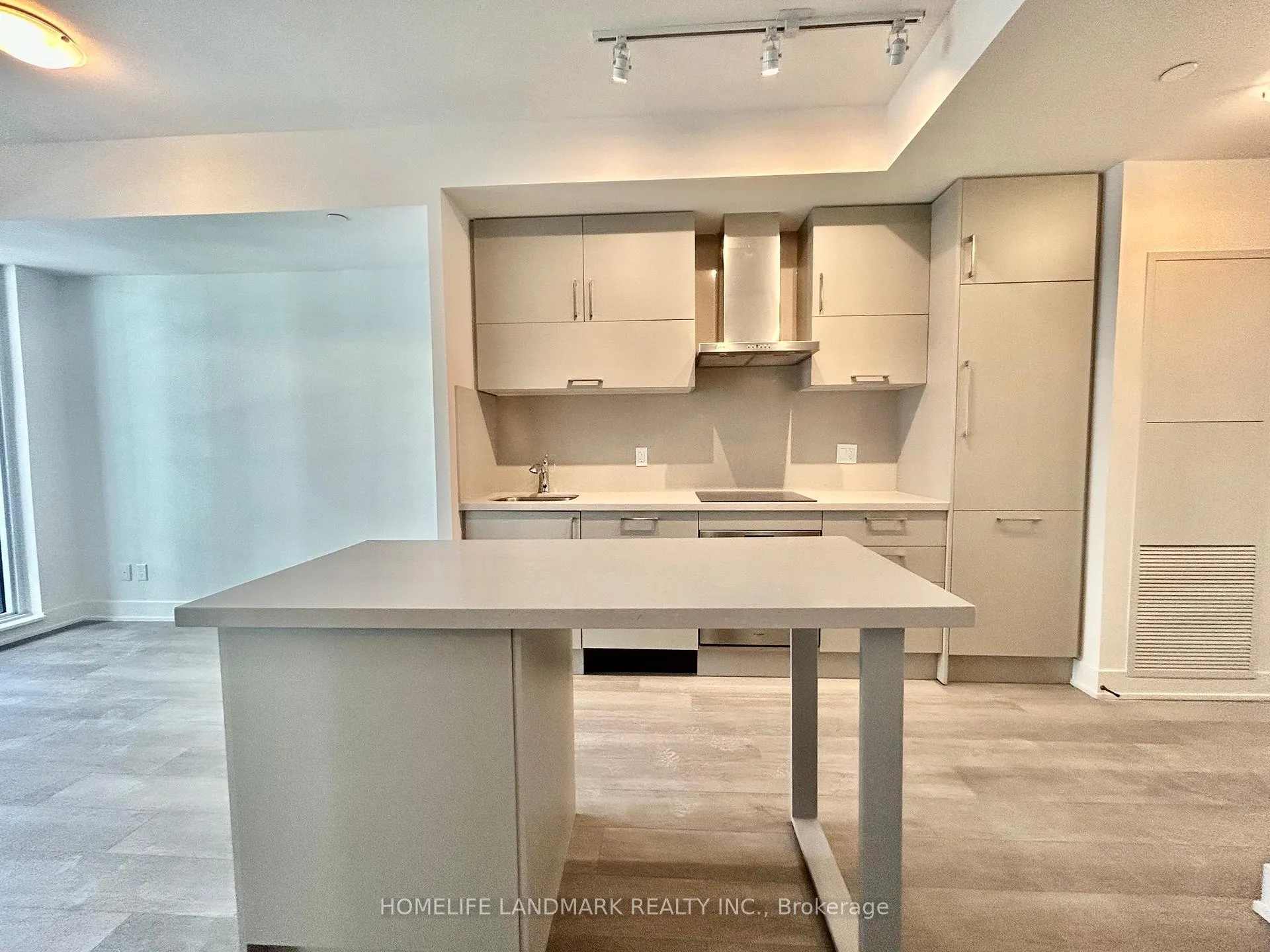 Photo 3 of Unit 1603, 38 Andre De Grasse Street, Markham, Unionville — HOMEH