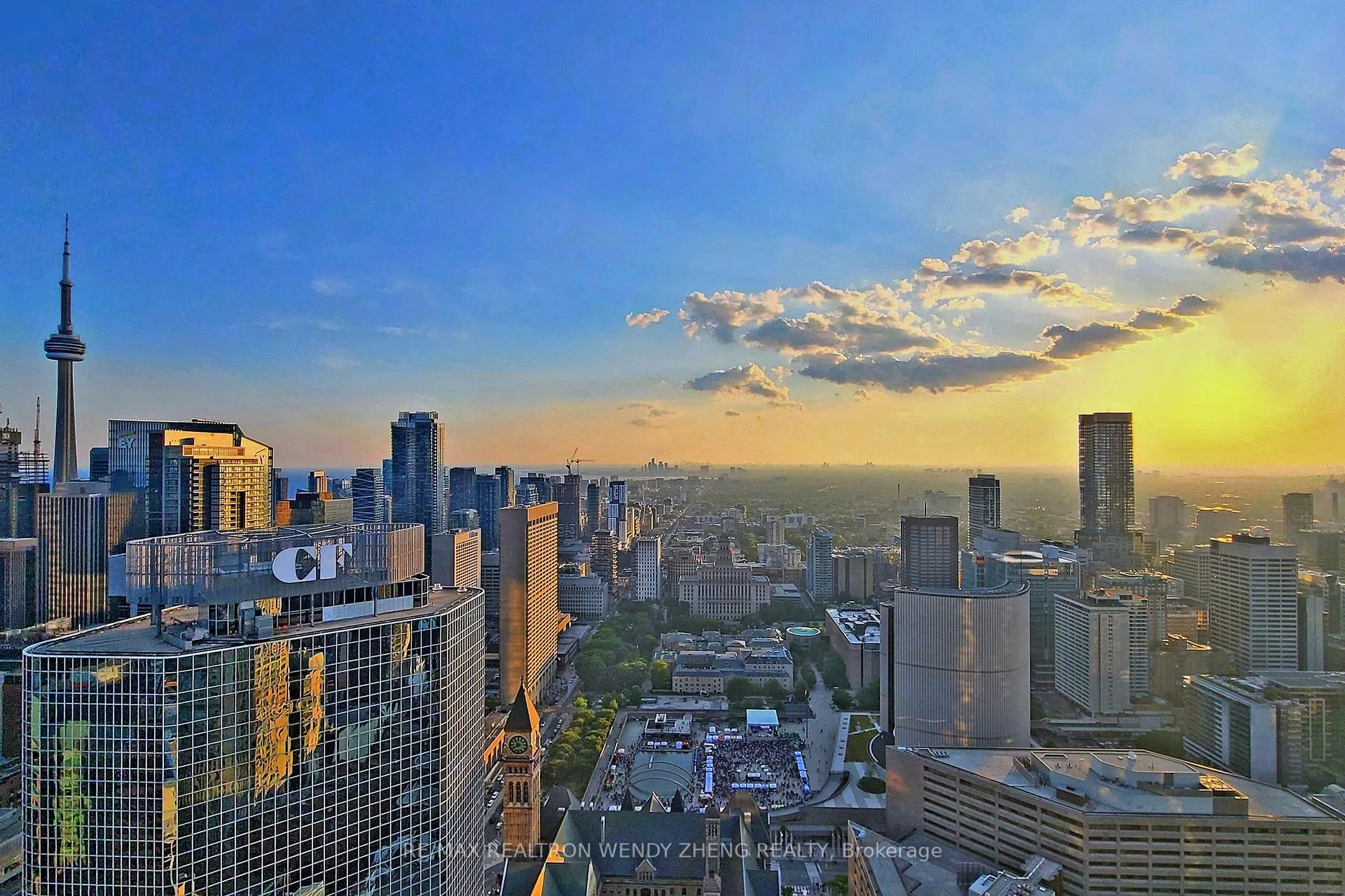 Photo 1 of Unit 5210, 197 Yonge Street, Toronto, Church-Yonge Corridor — HOMEH
