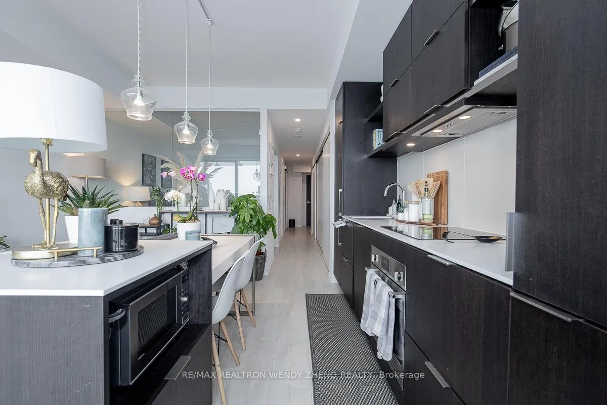 Photo 6 of Unit 5210, 197 Yonge Street, Toronto, Church-Yonge Corridor — HOMEH