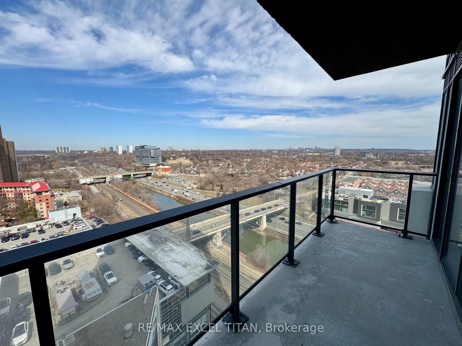 Photo 11 of Unit 1612, 5 Defries Street, Toronto, Regent Park — HOMEH